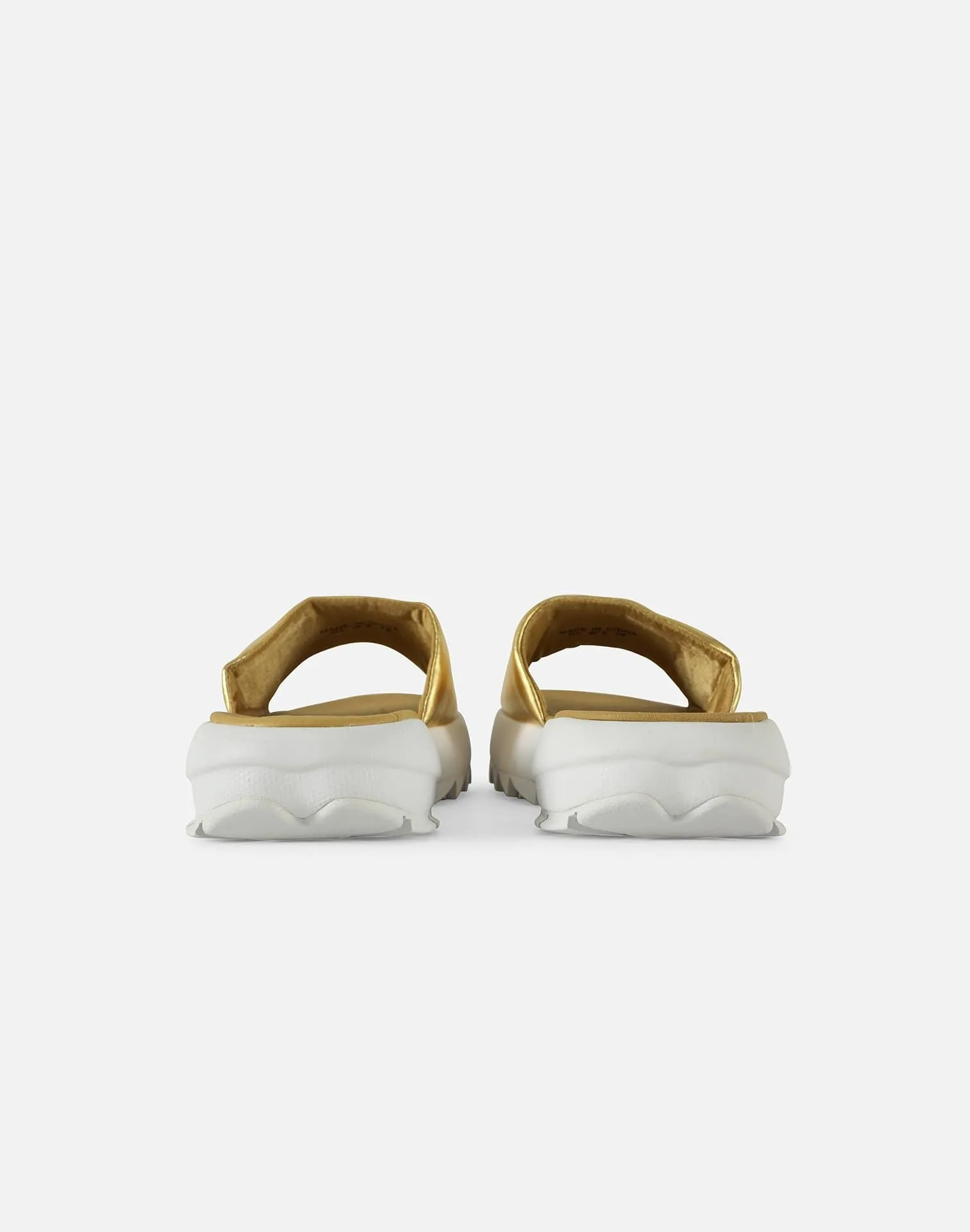 Fila DISRUPTOR SLIDES
