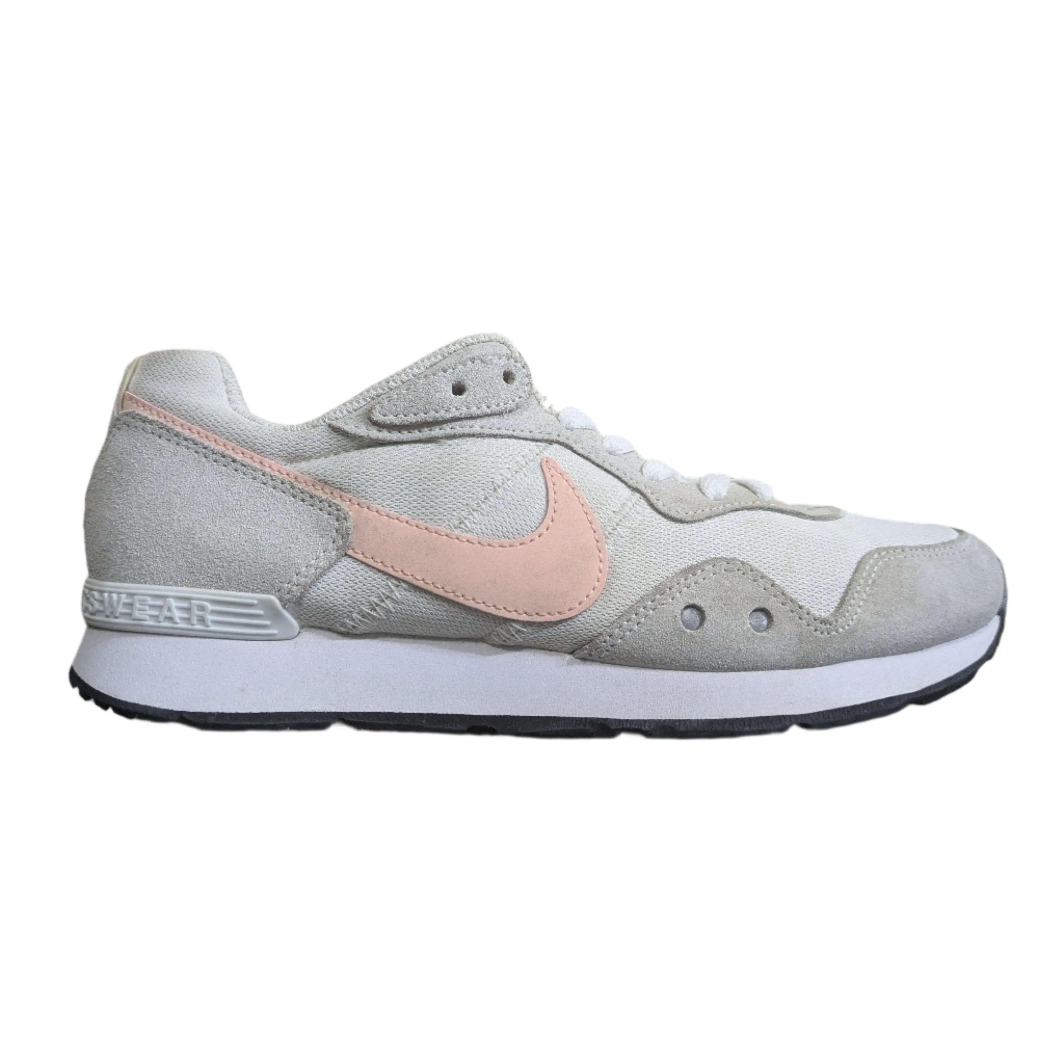 Nike Venture Runner Women’s Sneakers Size UK 5.5 / EU 39 / US 8