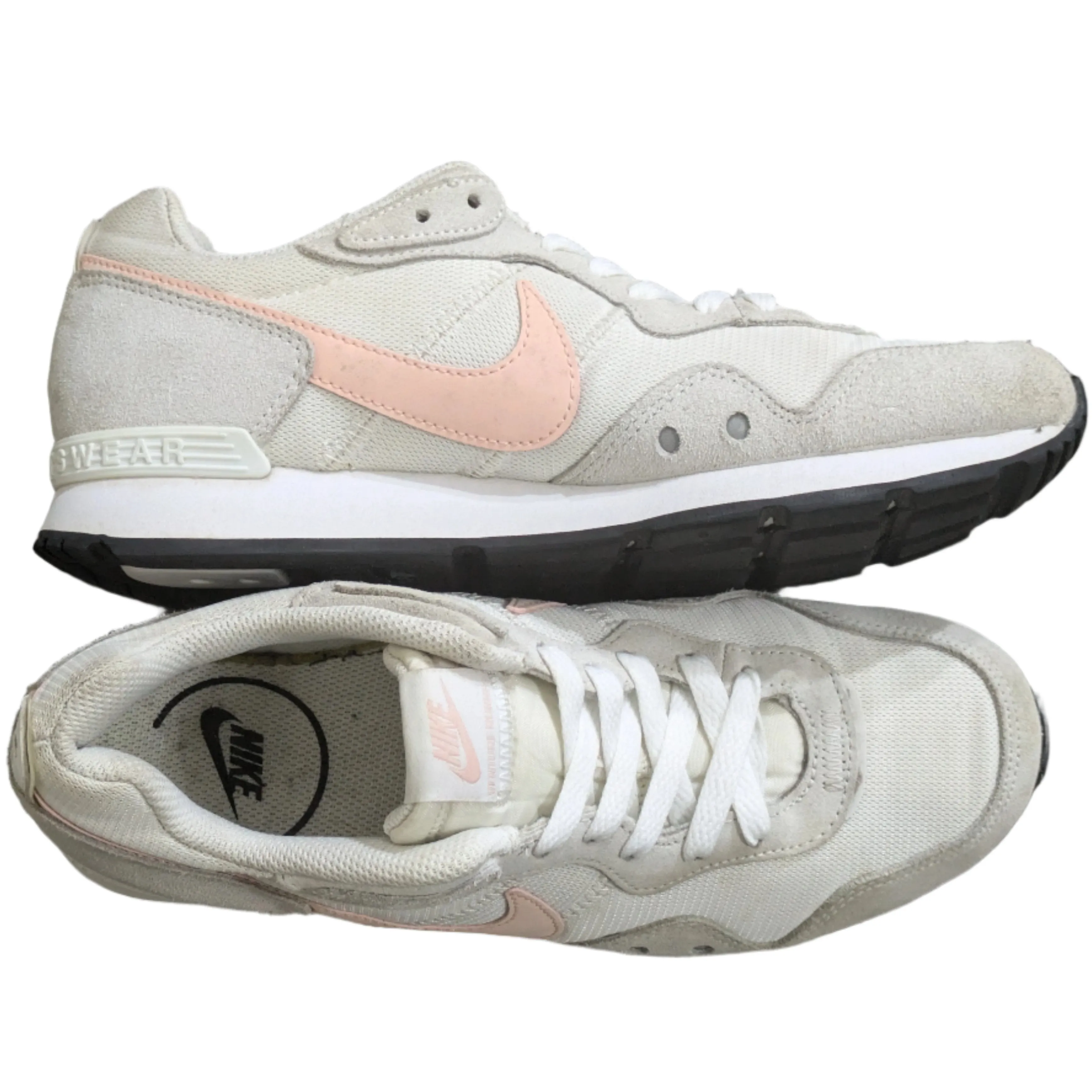 Nike Venture Runner Women’s Sneakers Size UK 5.5 / EU 39 / US 8